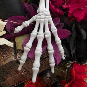 🎃 Halloween Pack of 10 3D Printed Articulated Skeleton Hand (Smaller version)💀